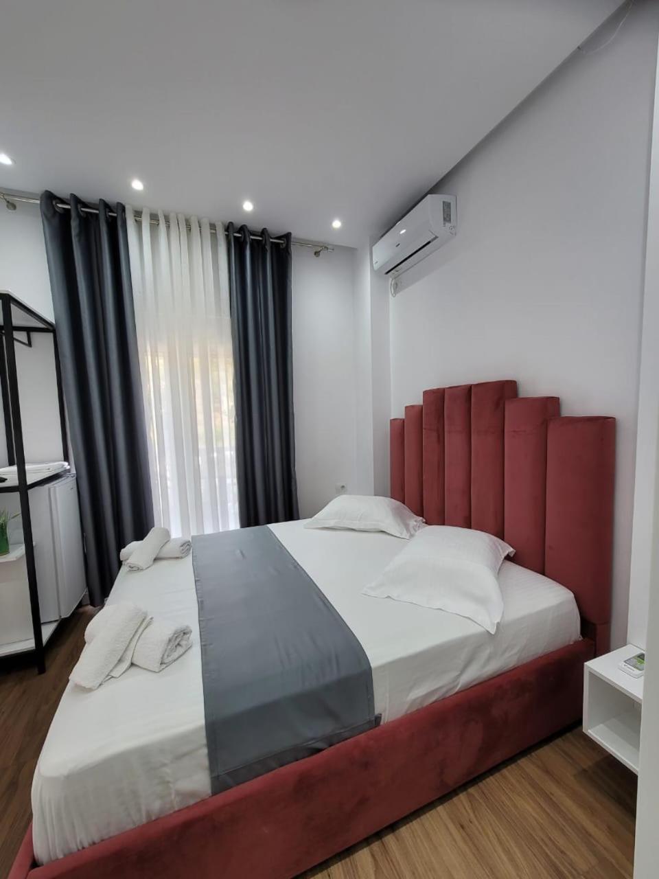 סרנדה Luxury Room'S By Lika מראה חיצוני תמונה